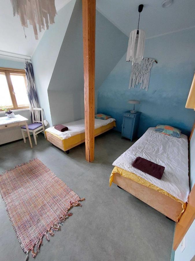 Looming Hostel *